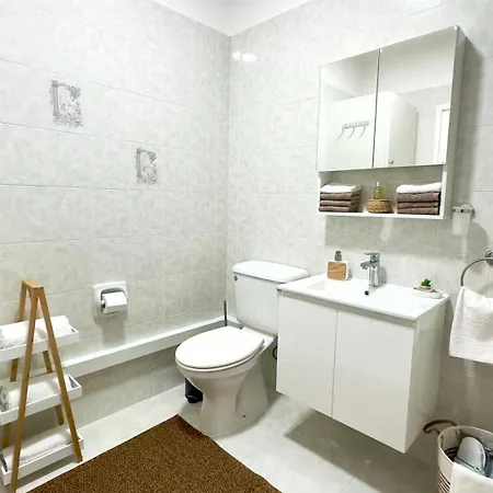 Comfortable Stylish Flat In Apartment *